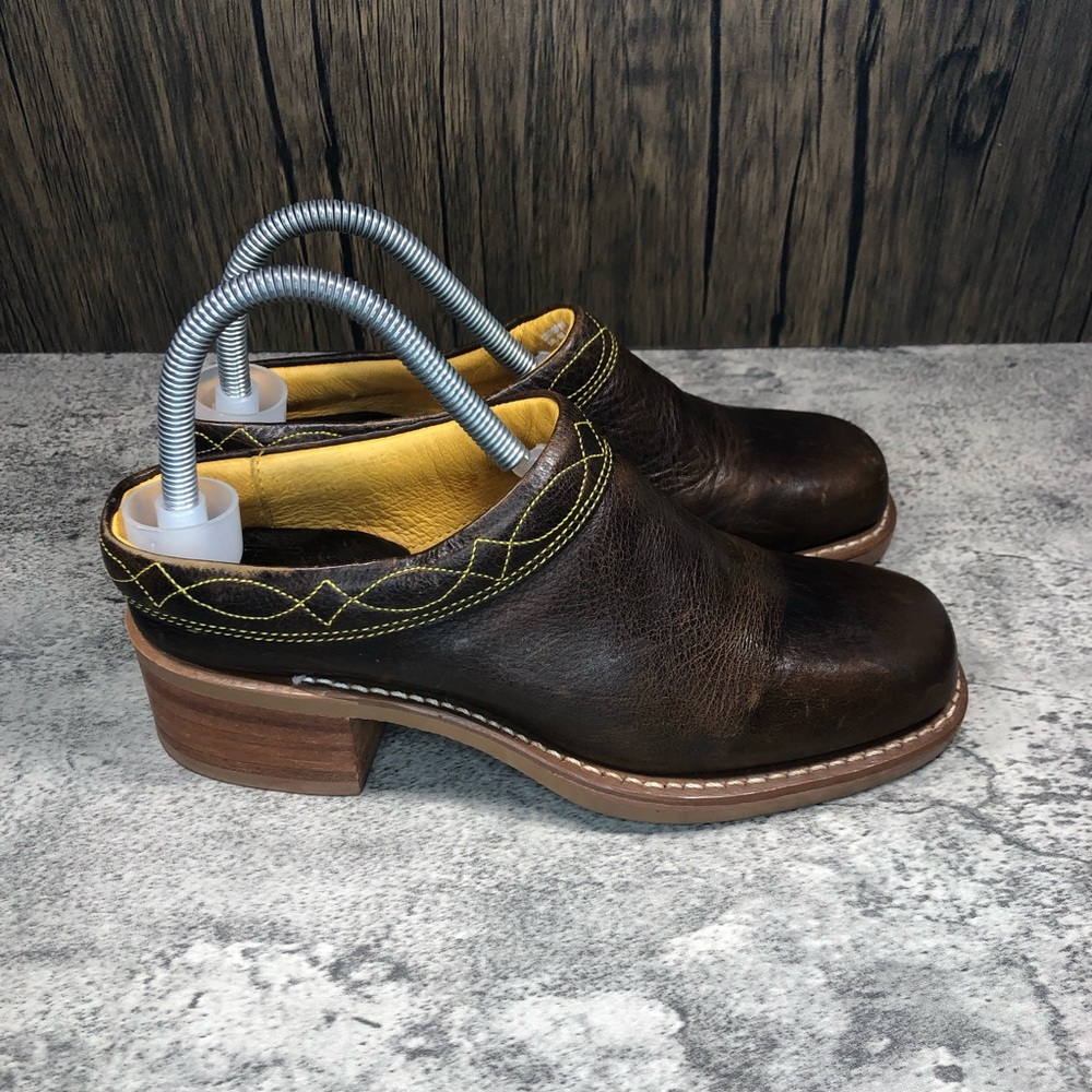 Frye Brown Leather Womens Slip-On Heels Size 7.5